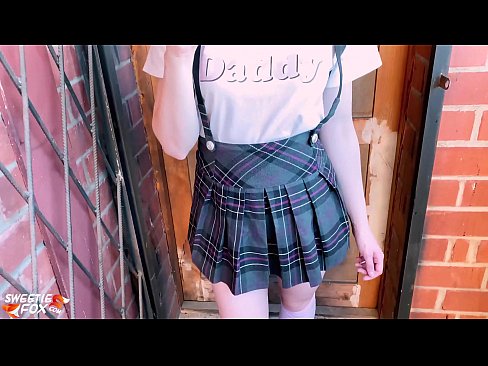 ❤️ Школачы Сосут анын Дик терең жана трахает ордуна класстар. ️❌ Сапаттуу порно боюнча бизде ☑